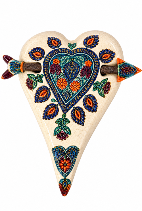 Heart & Arrow – A Celebration of Color